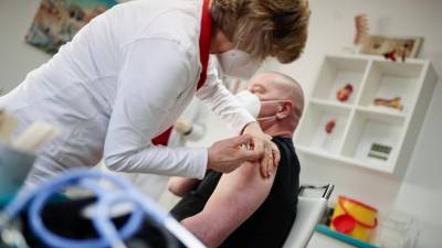 Роберта Коха Лотар - В Германии назвали процент вакцинировавшихся от COVID-19 в стране - russian.rt.com