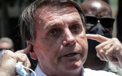 Жаир Болсонар - В Бразилии рекордная смертность от COVID: президент сказал "не ныть" - korrespondent.net - Бразилия
