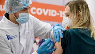 В Петербурге усилили работу выездных бригад для вакцинации от COVID - dp.ru - Санкт-Петербург
