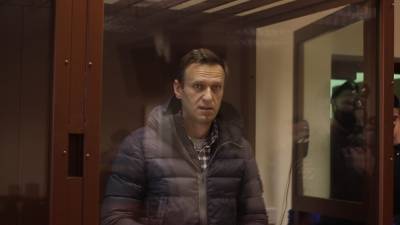 Алексей Навальный - Опрос: суд над Навальным стал главным событием февраля, по мнению россиян - znak.com