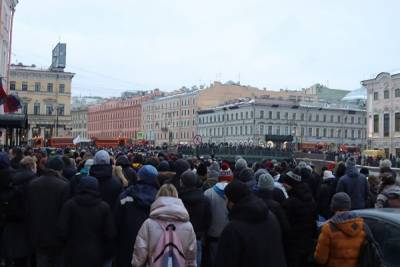 В Петербурге запрет на проведение митингов и акций продлили до конца марта - znak.com - Санкт-Петербург