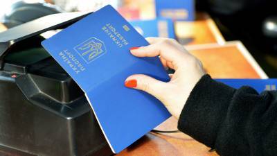 Дмитрий Кулеба - На Украине разрешат двойное гражданство, но не российское - vesti.ru - Россия - Евросоюз