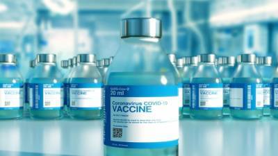 Эрик Мамер - Еврокомиссия разрешила странам ЕС самостоятельно закупать вакцины РФ от COVID-19 - polit.info - Россия