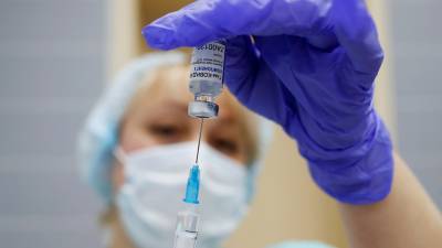 Зарегистрирована в 45 странах: вакцина «Спутник V» вышла на второе место по числу одобривших её государств - russian.rt.com - Россия