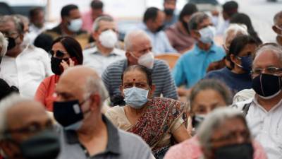 В Индии за сутки выявили более 18 тысяч случаев коронавируса - russian.rt.com
