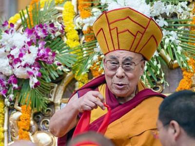 Далай-лама привился от коронавируса (фото) - rosbalt.ru - Дхарамсать