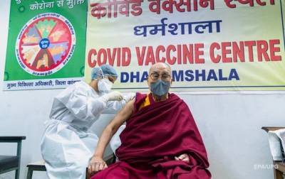 Индия - Далай-лама вакцинировался препаратом Covishield - korrespondent.net - Дхармсать