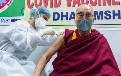 Далай-лама сделал прививку вакциной Covishield - real-vin.com - Украина
