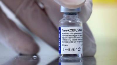 Энтони Фаучи - Главный инфекционист США похвалил эффективность российской вакцины «Спутник V» - mir24.tv - Греция