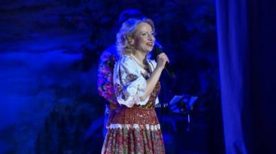 Пензу посетила с концертом звезда эстрады Лена Василек - penzainform.ru - Пенза