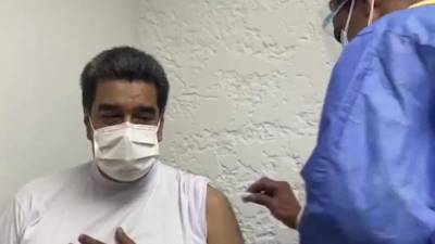 Николас Мадуро - Силия Флорес - Мадуро сделал прививку от коронавируса препаратом "Спутник V" - piter.tv - Евросоюз - Венесуэла