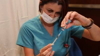 Вакцина работает: тяжелая заболеваемость после прививки - большая редкость - vesty.co.il - Израиль