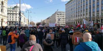 Себастьян Курец - В Австрии и Германии прошли протесты против карантина - nv.ua - Германия - Вена - Евросоюз - Австрия