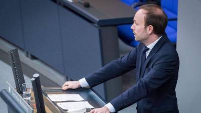 Николас Лебель - € 850 в карман: депутаты бундестага подают в отставку из-за «масочной аферы» - eadaily.com
