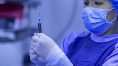 Австрия временно отказалась от AstraZeneca из-за смерти женщины после прививки - inforeactor.ru - Австрия