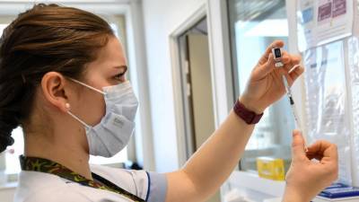 Во Франции высказались об использовании вакцины «Спутник V» - russian.rt.com - Франция