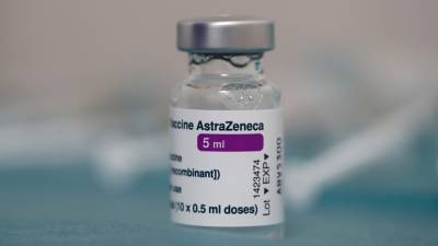 В Италии разрешили применять вакцину AstraZeneca для лиц старше 65 лет - russian.rt.com - Италия