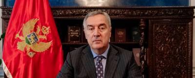 Мило Джуканович - Лидер Черногории призвал правительство срочно закрыть границы - runews24.ru - Черногория