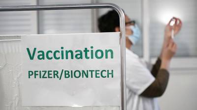 В Японии выявили уже восемь случаев анафилаксии после прививки Pfizer - iz.ru - Израиль