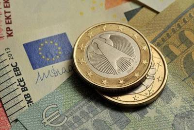 Евро дорожает к доллару на фоне статистики из Европы - smartmoney.one - Москва - Евросоюз