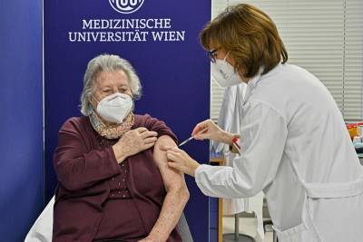 Число умерших после прививки от коронавируса в Австрии выросло до 43 - tvc.ru - Австрия
