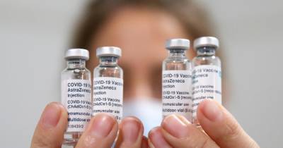 В Европе не нашли оснований для отказа от вакцины AstraZeneca - ren.tv