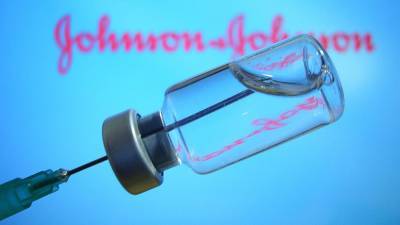 На заводе Johnson & Johnson в США испортили 15 млн доз вакцины от COVID - iz.ru - New York - Израиль - Usa - штат Мэриленд