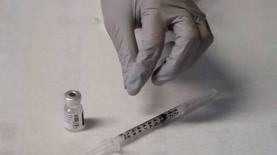 На заводе J&J испортили 15 миллионов доз вакцины, совершив ошибку - vesti.ru - Россия - New York - штат Мэриленд