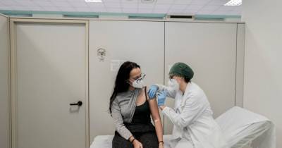 Медиков в Италии обязали вакцинироваться от COVID-19 - focus.ua - Италия