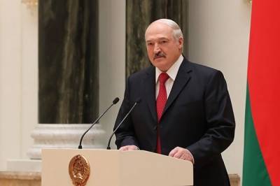 Александр Лукашенко - Лукашенко подписал распоряжение о разработке в республике вакцины от COVID - aif.ru