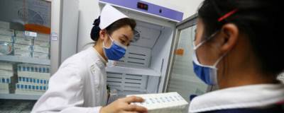 Власти Китая допустили до клинических испытаний новую вакцину от COVID-19 - runews24.ru - Китай