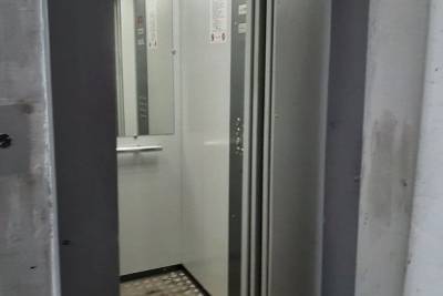 Состояние двух людей, которые пострадали при падении лифта в горбольнице №1, улучшилось - chita.ru - Чита