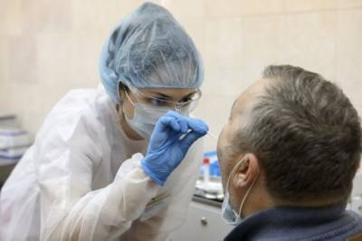 В России за сутки выявили 8 704 случая коронавируса - aif.ru - Россия