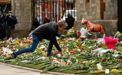 королева Елизавета II (Ii) - принц Филипп - Британцы, желающие почтить память принца Филиппа, столкнулись с проблемой из-за COVID - unn.com.ua - Англия - Киев