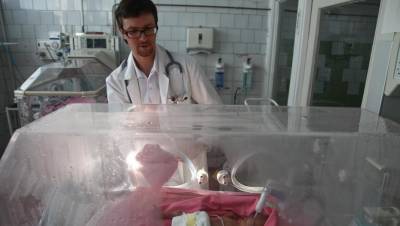 Остаётся живой и беременной: в Боткинской больнице приняли 159 родов - dp.ru
