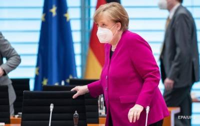 Ангела Меркель - Меркель отберет полномочия у глав регионов для борьбы с COVID-19 - korrespondent.net - Германия