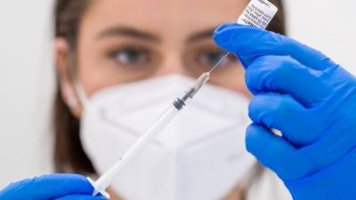Тьерри Бретон - Еврокомиссар сожалеет из-за поздней регистрации вакцины "Спутника V" в ЕС - inforeactor.ru - Евросоюз