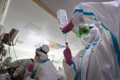 В России выявлено за сутки 8 320 новых заразившихся коронавирусом - eadaily.com - Россия