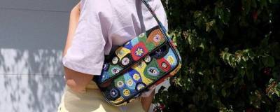 Самым главным аксессуаром этого лета станут сумки из бисера - runews24.ru