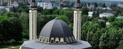 В Нальчике возобновлена работа соборной мечети - runews24.ru - республика Кабардино-Балкария - Нальчик