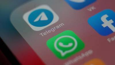 Зак Доффман - Пользователей WhatsApp предупредили о грозящей блокировкой уязвимости - iz.ru - Израиль