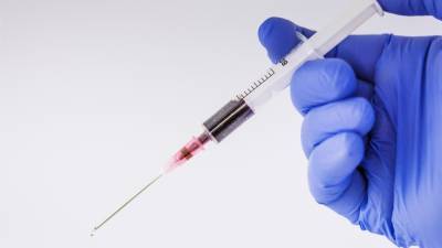 Власти США рекомендовали приостановить вакцинацию от коронавируса препаратом от J&J - polit.info - Сша