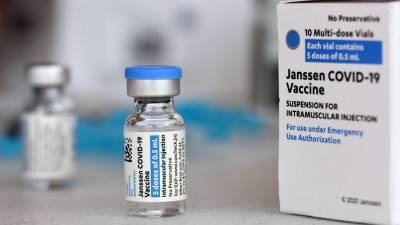 В ЕС не нашли связь между вакциной Johnson & Johnson и образованием тромбов - iz.ru - Израиль