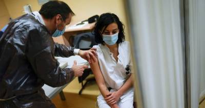Еврокомиссия планирует отказаться в следующем году от вакцин AstraZeneca и Johnson & Johnson — СМИ - tsn.ua - Италия