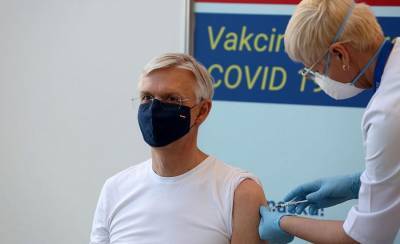 Кришьянис Кариньш - «AstraZeneca» — удивительно хорошая вакцина, и позволять выбирать других производителей нелепо: премьер Латвии - obzor.lt - Латвия