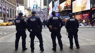 Полицейским Нью-Йорка увеличат рабочие смены из-за возможных протестов - iz.ru - New York - Нью-Йорк - Израиль - Нью-Йорк