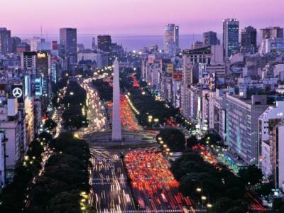 Аргентина усиливает карантин в столице: вводят комендантский час - unn.com.ua - Киев - Аргентина - Буэнос-Айрес