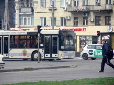 В Запорожье с 16 апреля перевозить пассажиров будут только по пропускам - inform.zp.ua - Украина - Запорожье