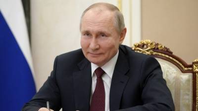 Владимир Путин - Дмитрий Песков - Как себя чувствует Путин после второй прививки от СOVID-19? — комментарий Кремля - 5-tv.ru - Россия