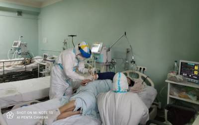 "Всегда с тобой вместе": 8 дней пожилые супруги боролись за жизнь в реанимации Днепра - 24tv.ua - Киев